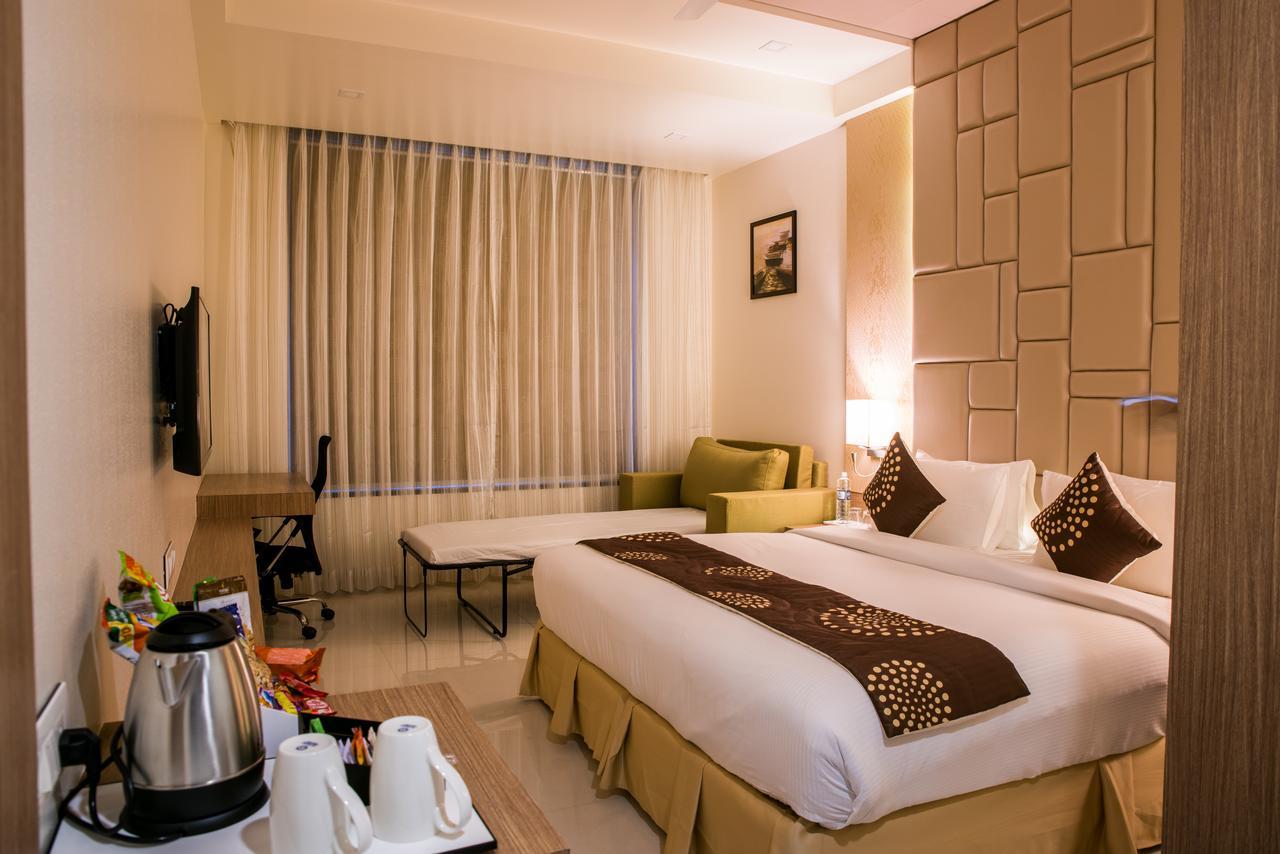 Hotel Grand Rio Нашик Екстер'єр фото