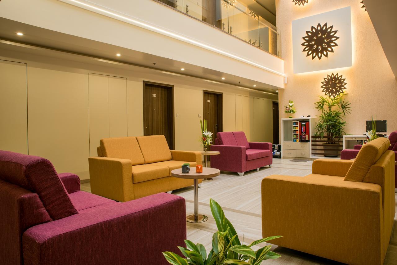 Hotel Grand Rio Нашик Екстер'єр фото