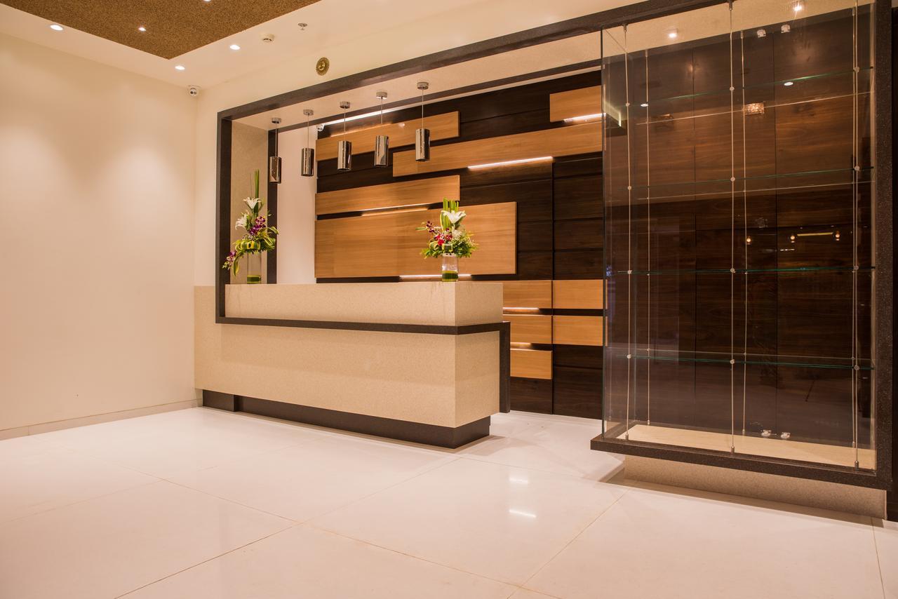 Hotel Grand Rio Нашик Екстер'єр фото